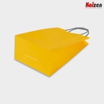 Túi giấy vàng quai nhiều màu